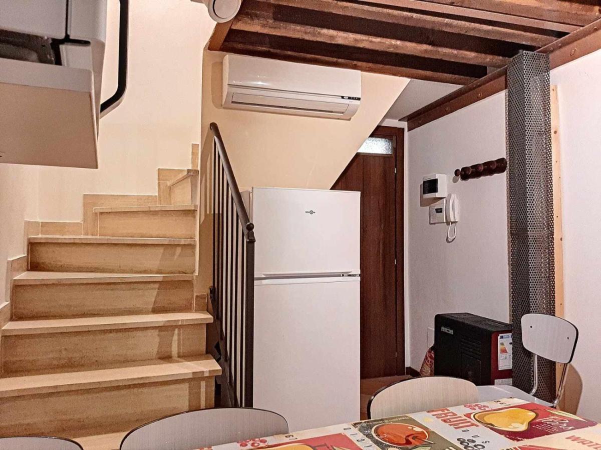 Ospitaci Appartamenti Giove Valtopina Exterior foto